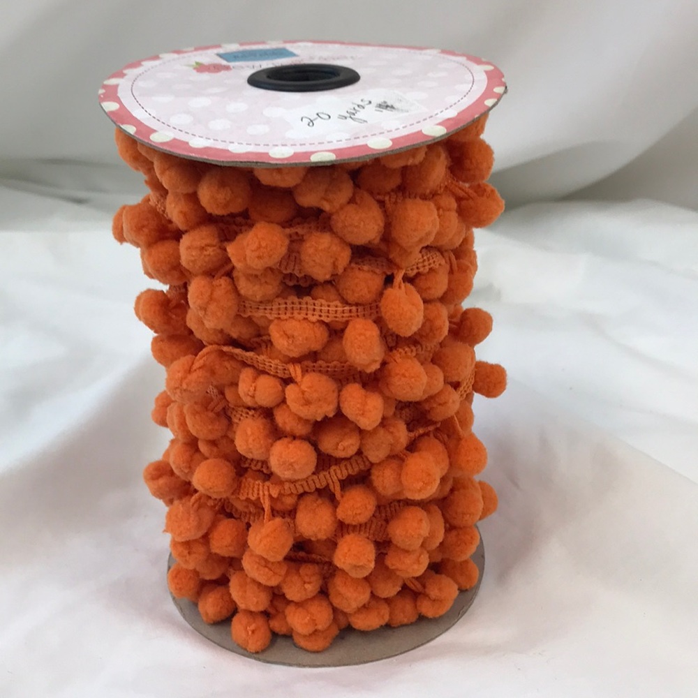 Pom Pom Craft Trim ~ 20 Yards ~ 1/4” Orange